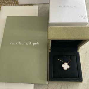 Van Cleef & Arpels Vintage Alhambra